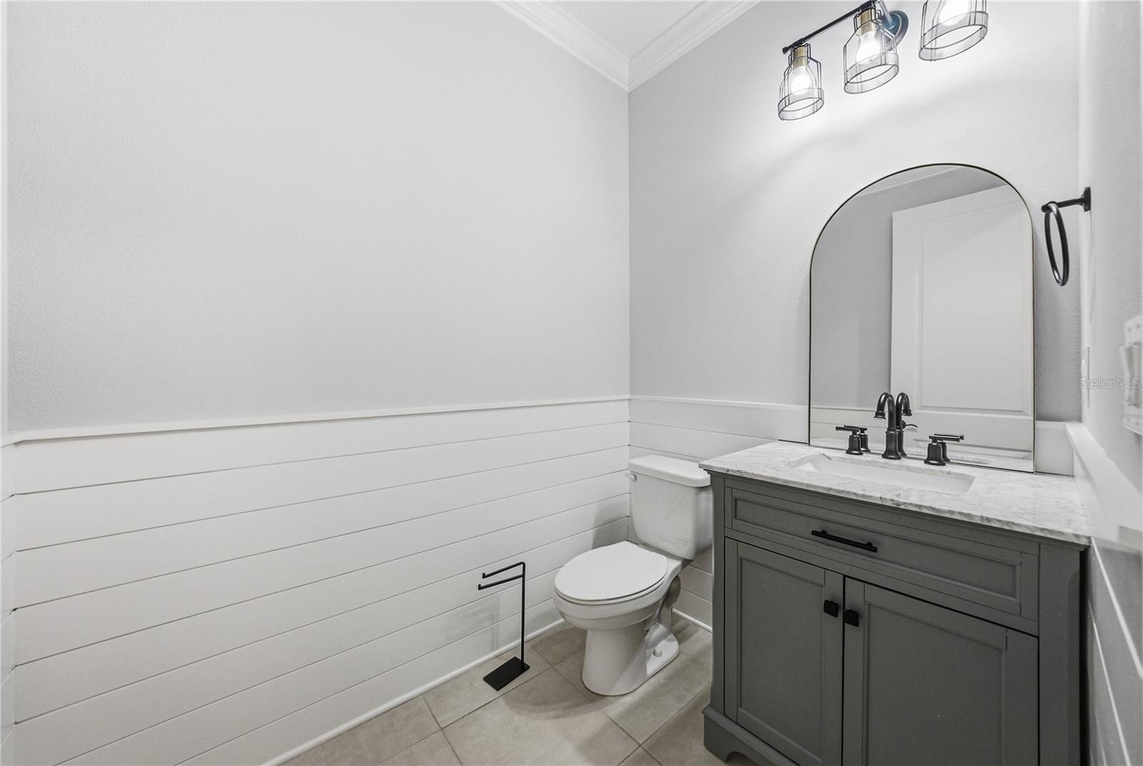 Image 36 of 99 For 6883 Bradbury Circle