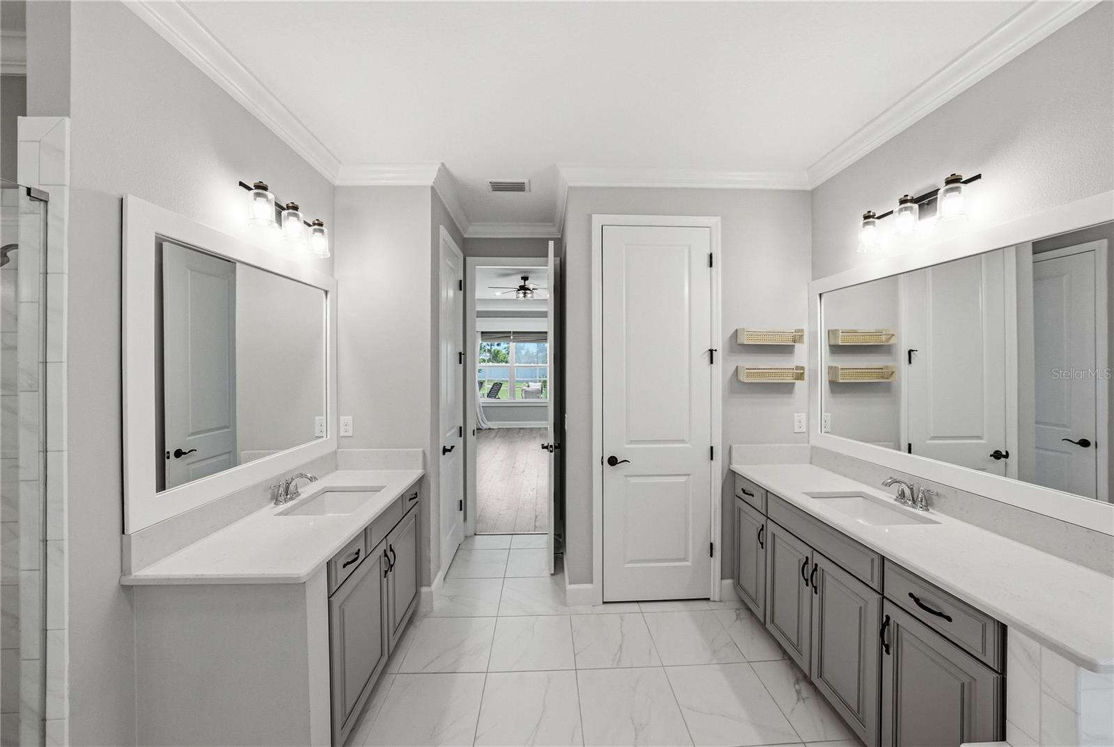 Image 46 of 99 For 6883 Bradbury Circle