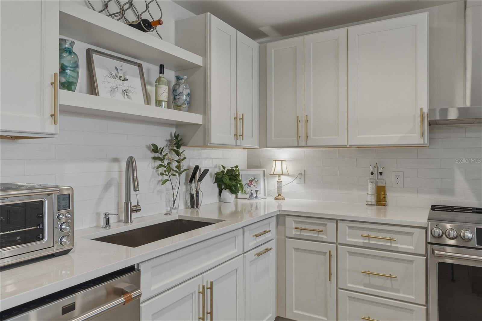 Image 10 of 34 For 920 Osceola Avenue 603