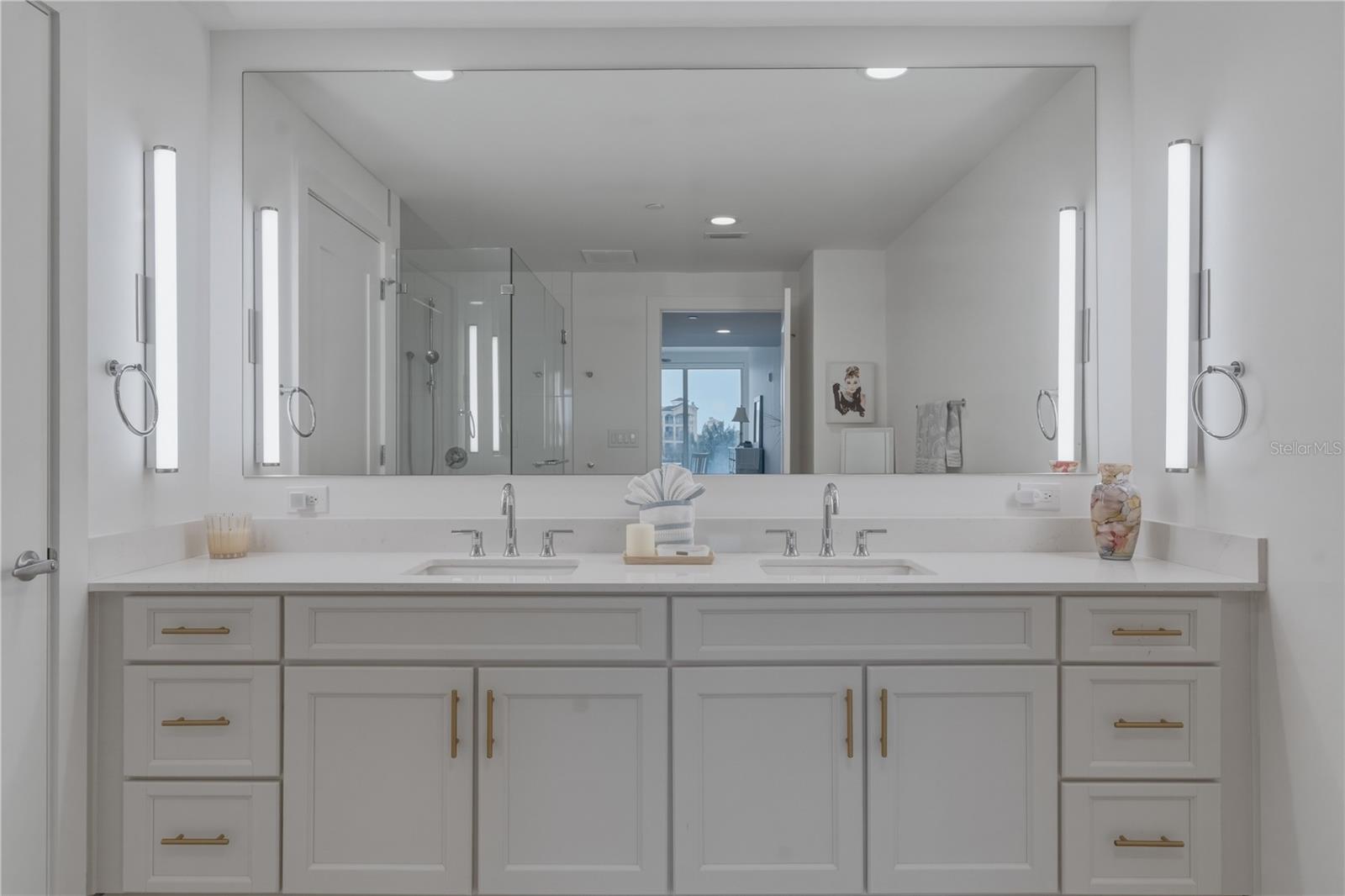 Image 20 of 34 For 920 Osceola Avenue 603