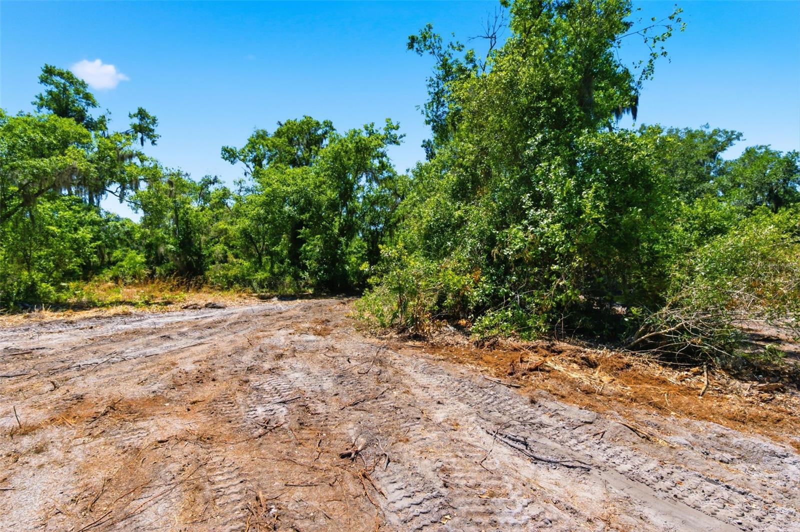 Image 8 of 18 For 19084 Red Bird Lane Lot 4