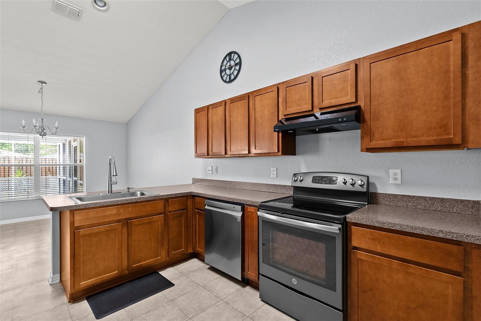 Image 17 of 49 For 11366 Riddle Drive