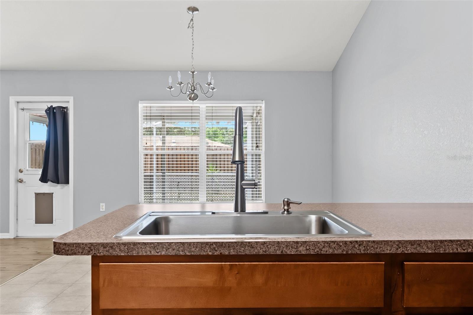 Image 19 of 49 For 11366 Riddle Drive