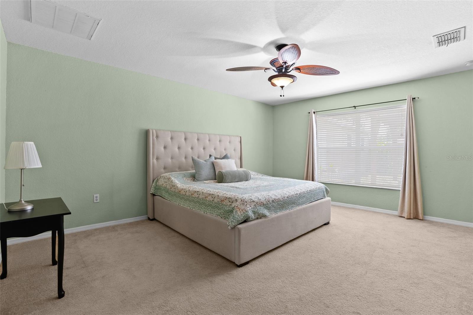 Image 22 of 49 For 11366 Riddle Drive