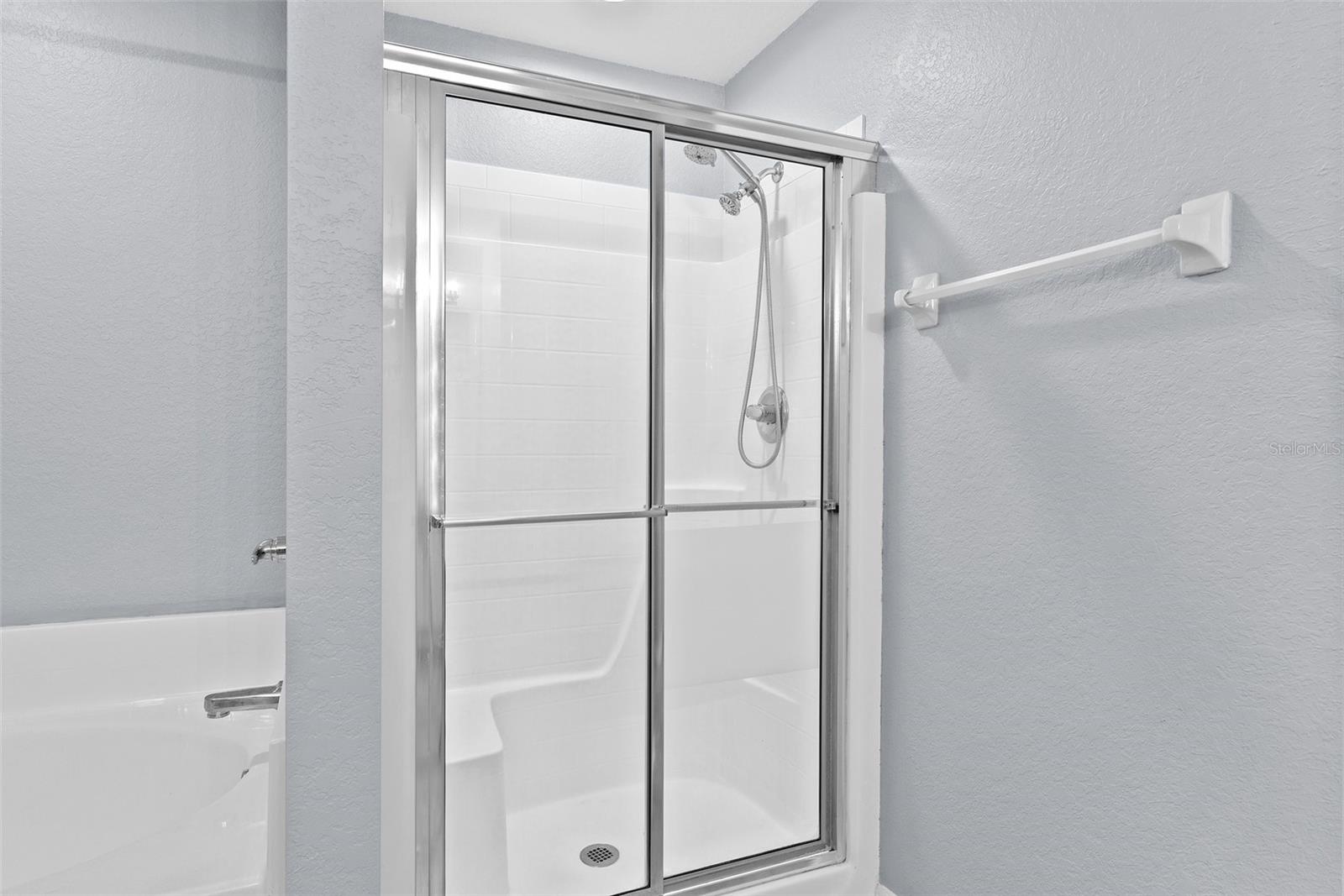 Image 28 of 49 For 11366 Riddle Drive