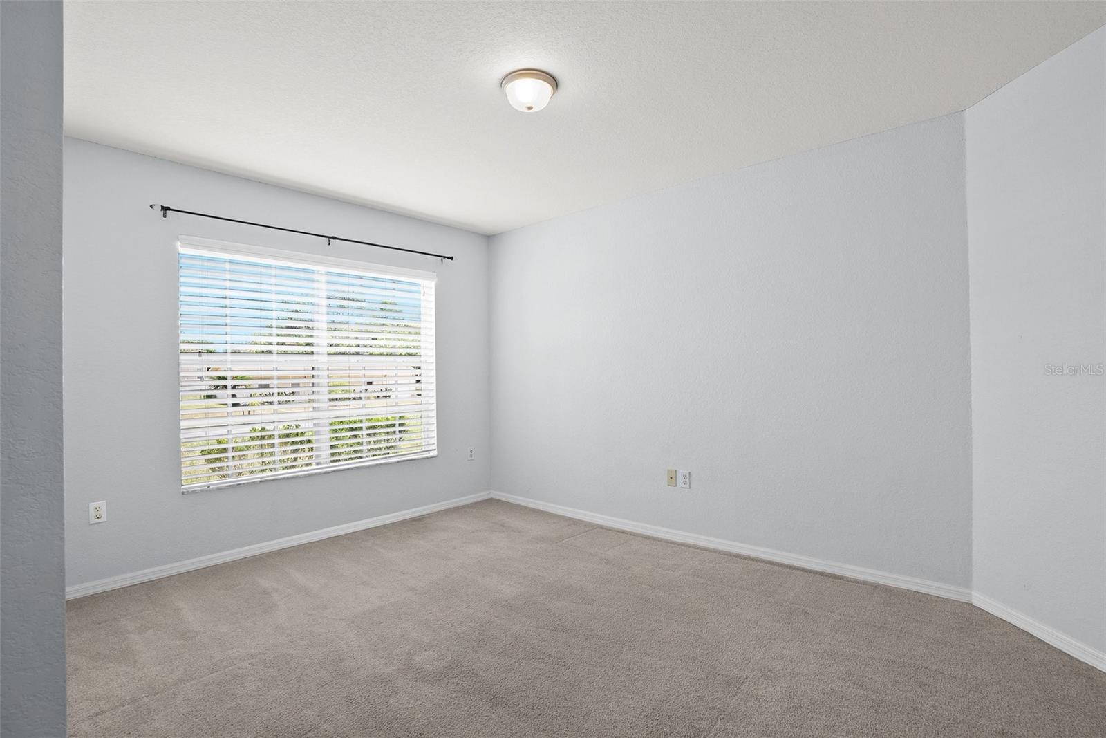 Image 7 of 49 For 11366 Riddle Drive