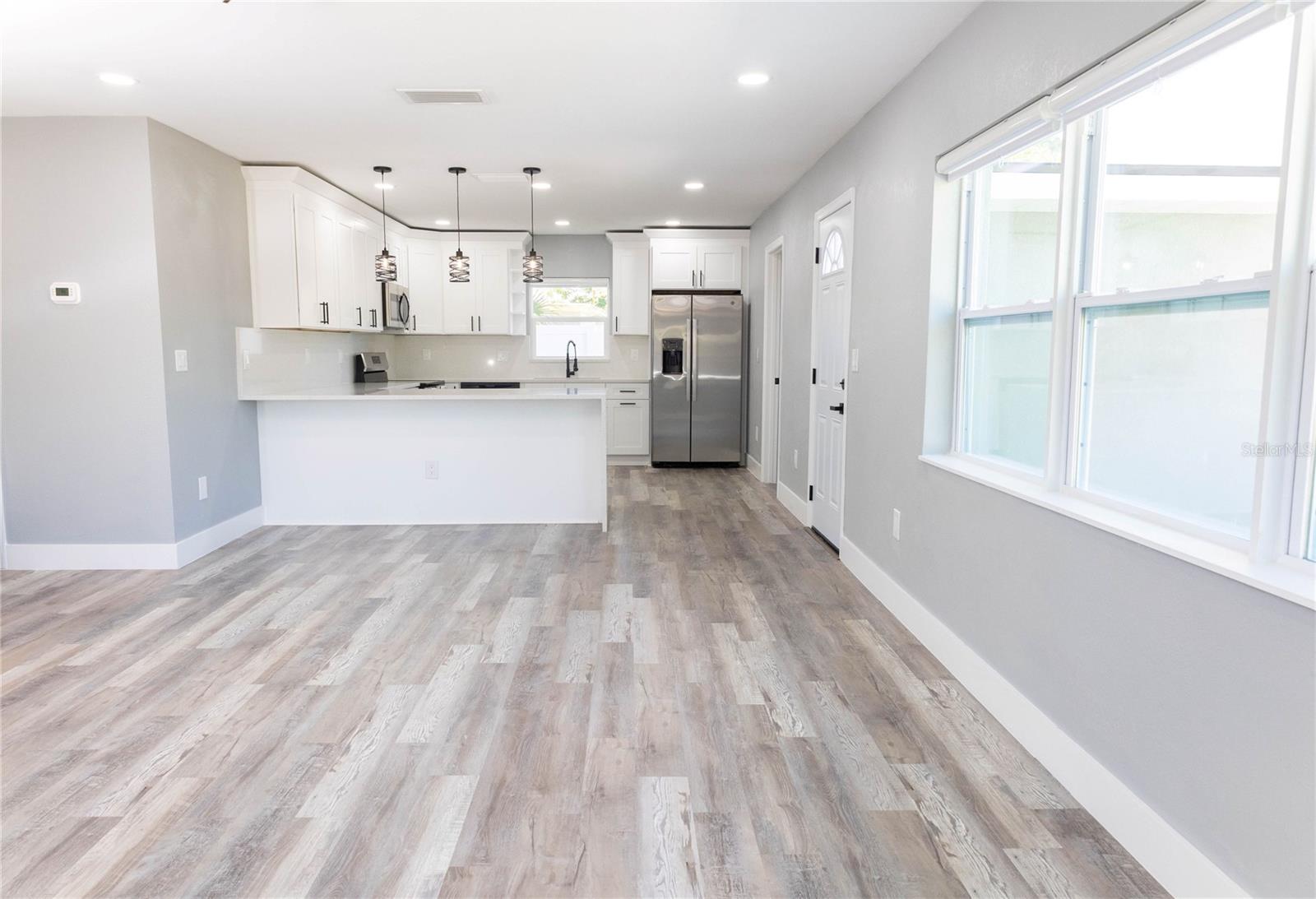 Image 12 of 25 For 2710 Cypress Street