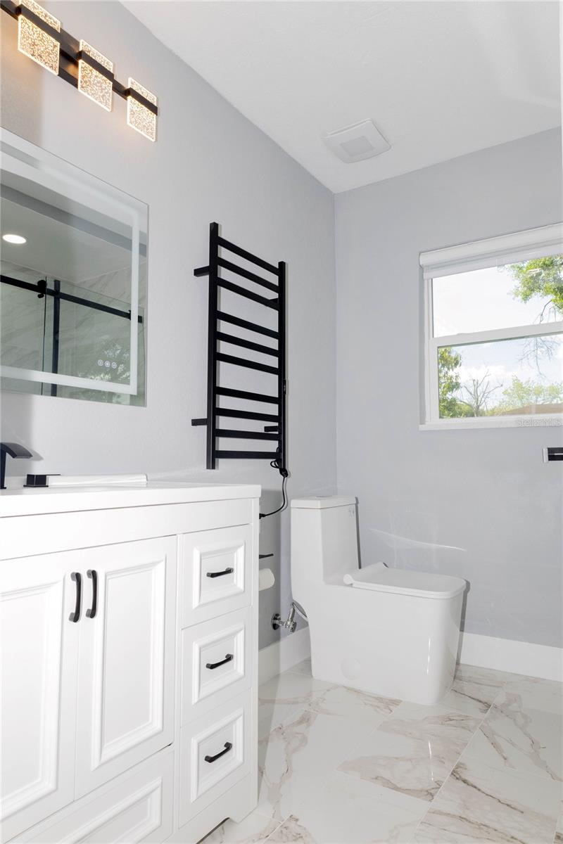 Image 14 of 25 For 2710 Cypress Street