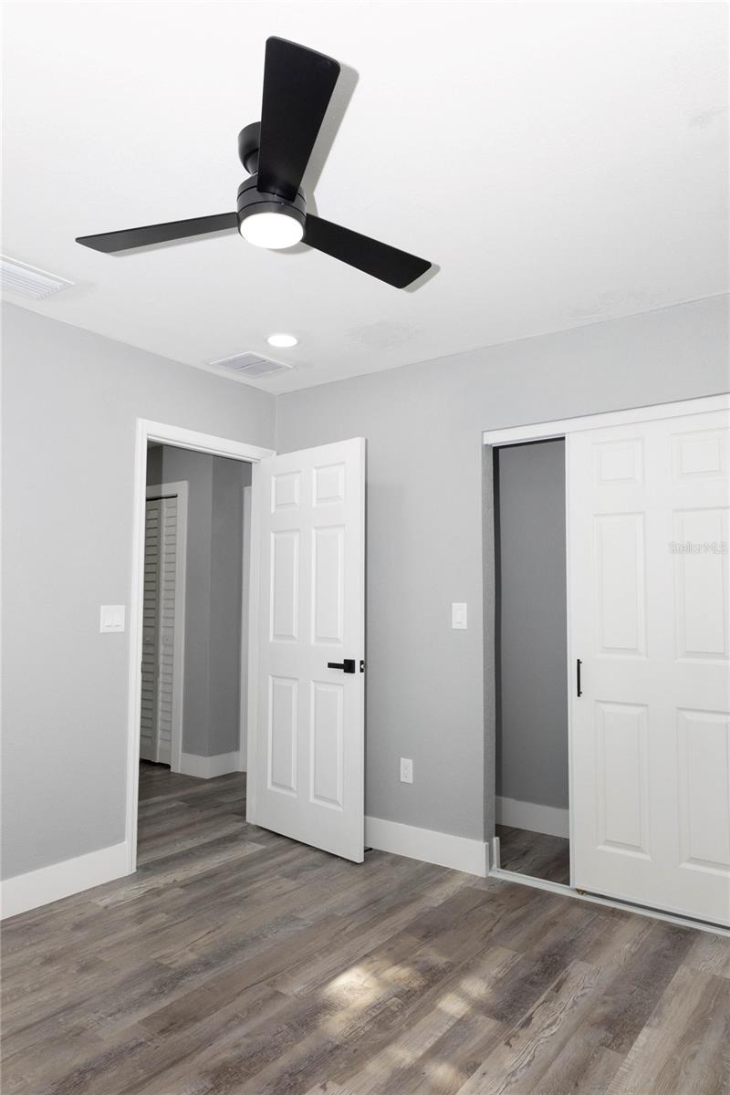 Image 18 of 25 For 2710 Cypress Street