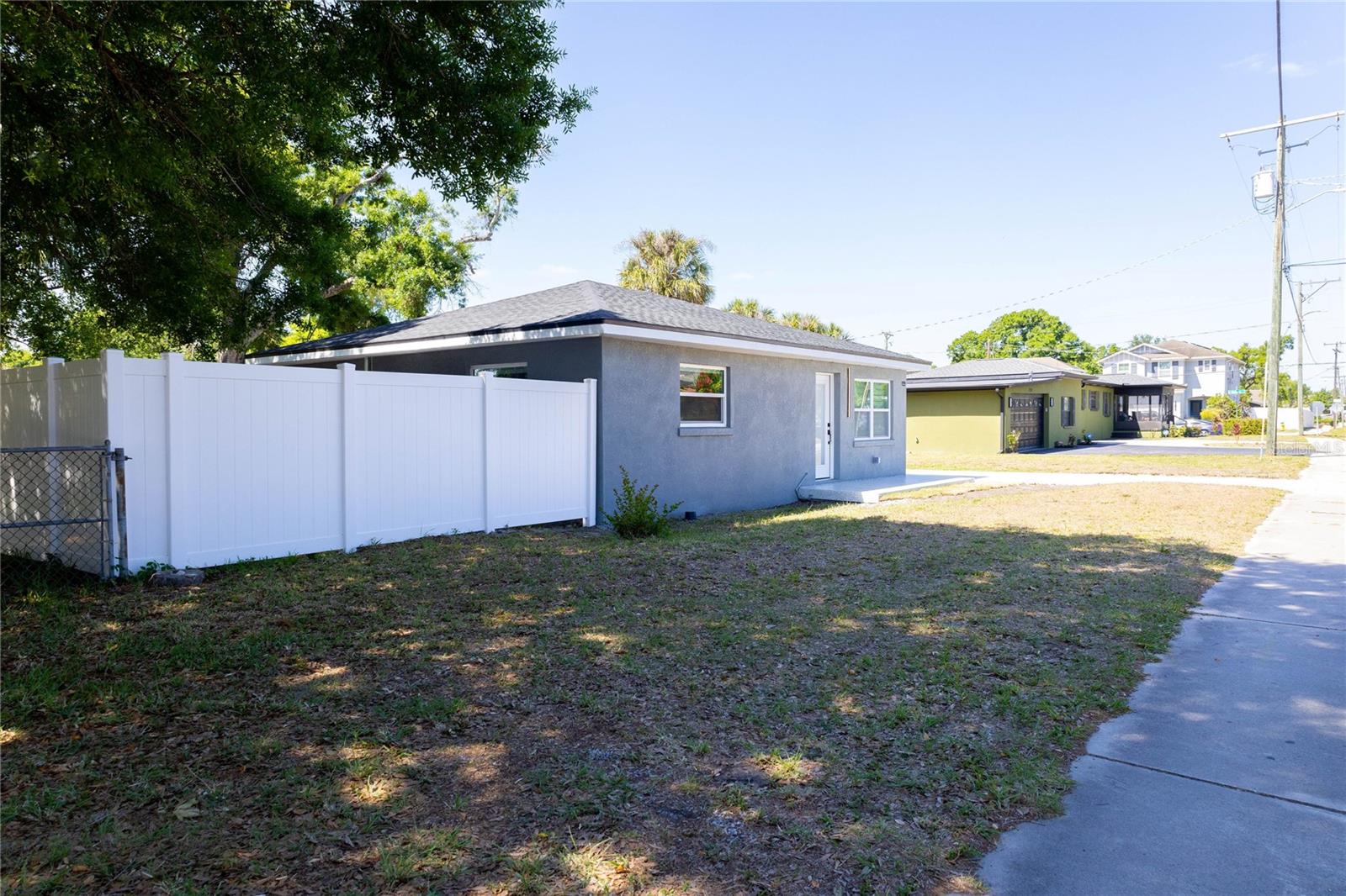 Image 5 of 25 For 2710 Cypress Street