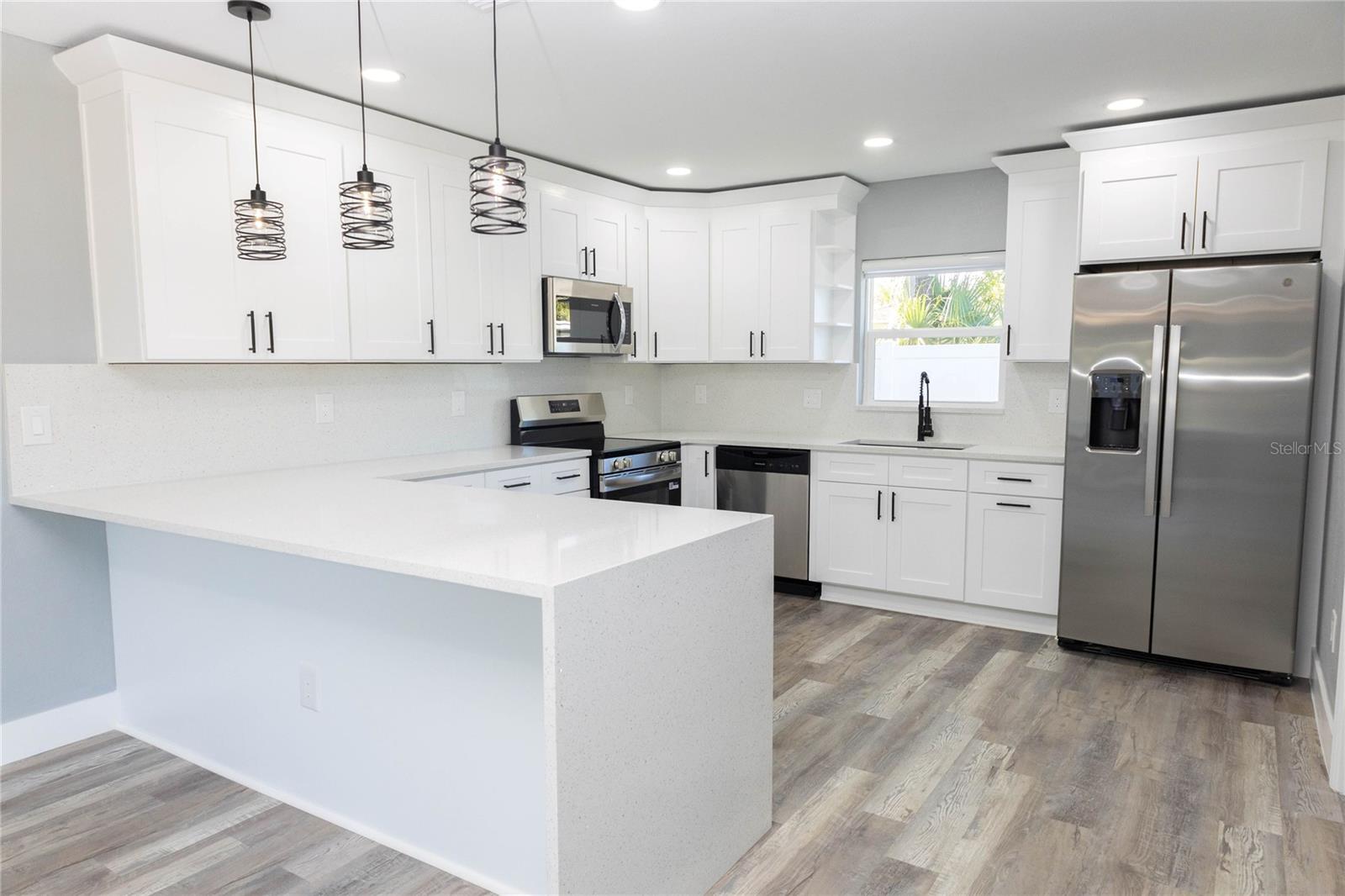 Image 9 of 25 For 2710 Cypress Street