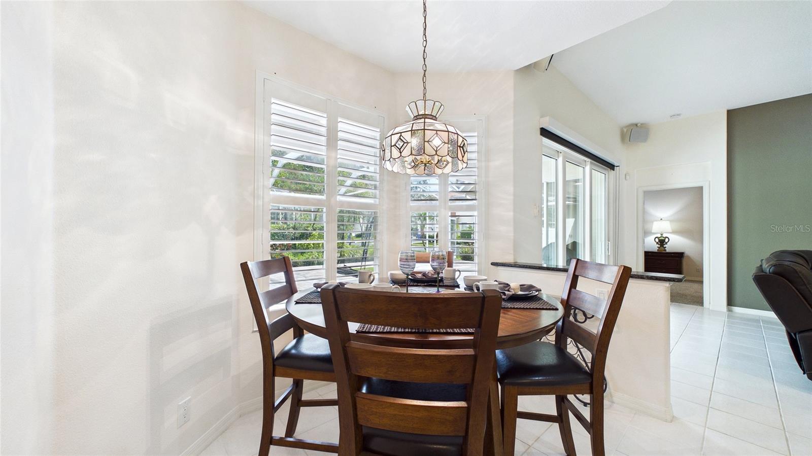 Image 17 of 37 For 2220 Elizabeth Way