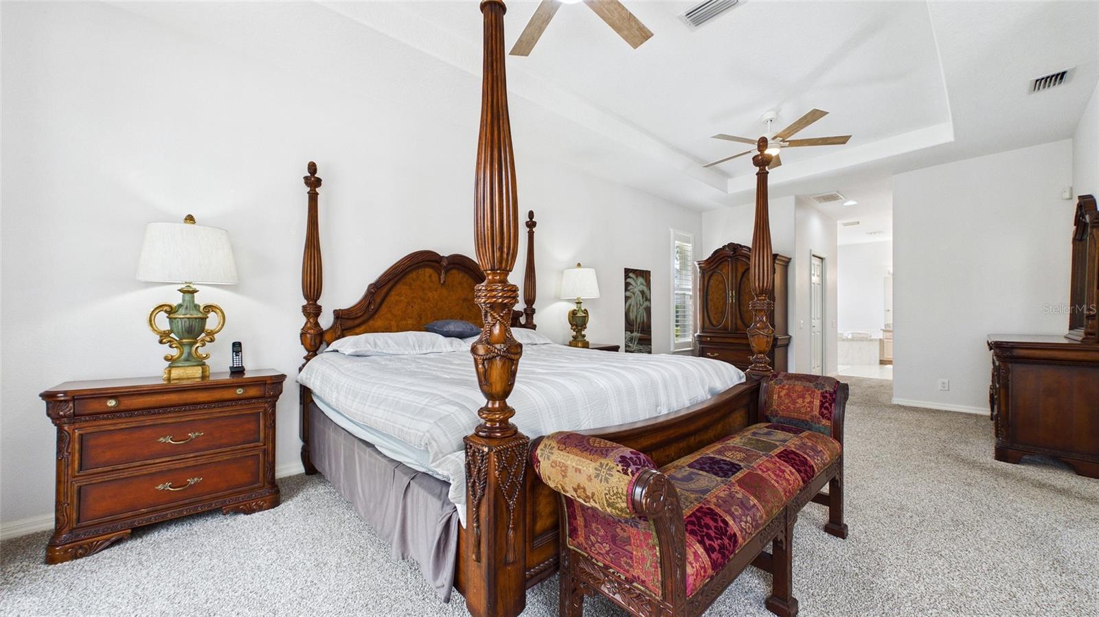 Image 19 of 37 For 2220 Elizabeth Way