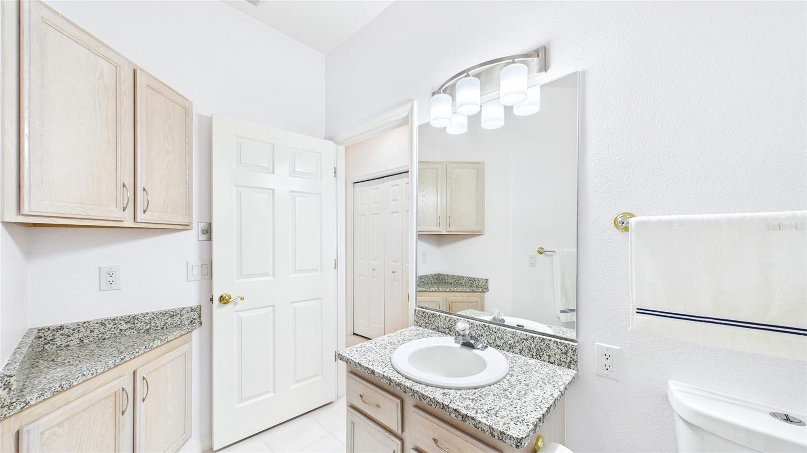 Image 25 of 37 For 2220 Elizabeth Way