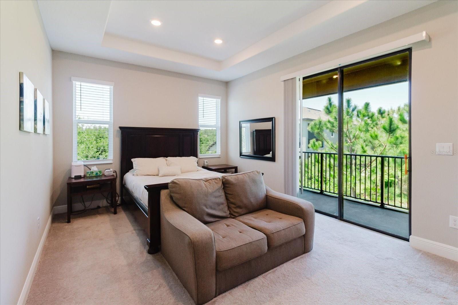 Image 28 of 53 For 4531 Almada Lane Se