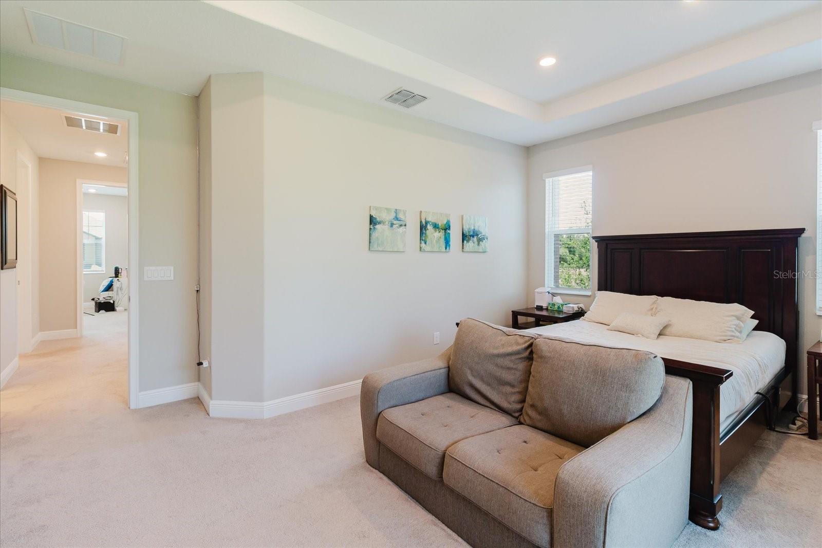 Image 29 of 53 For 4531 Almada Lane Se