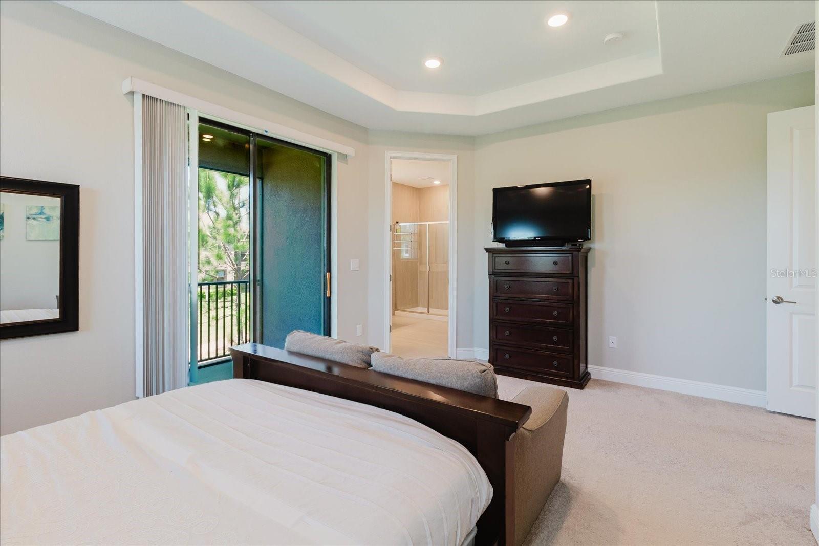 Image 30 of 53 For 4531 Almada Lane Se