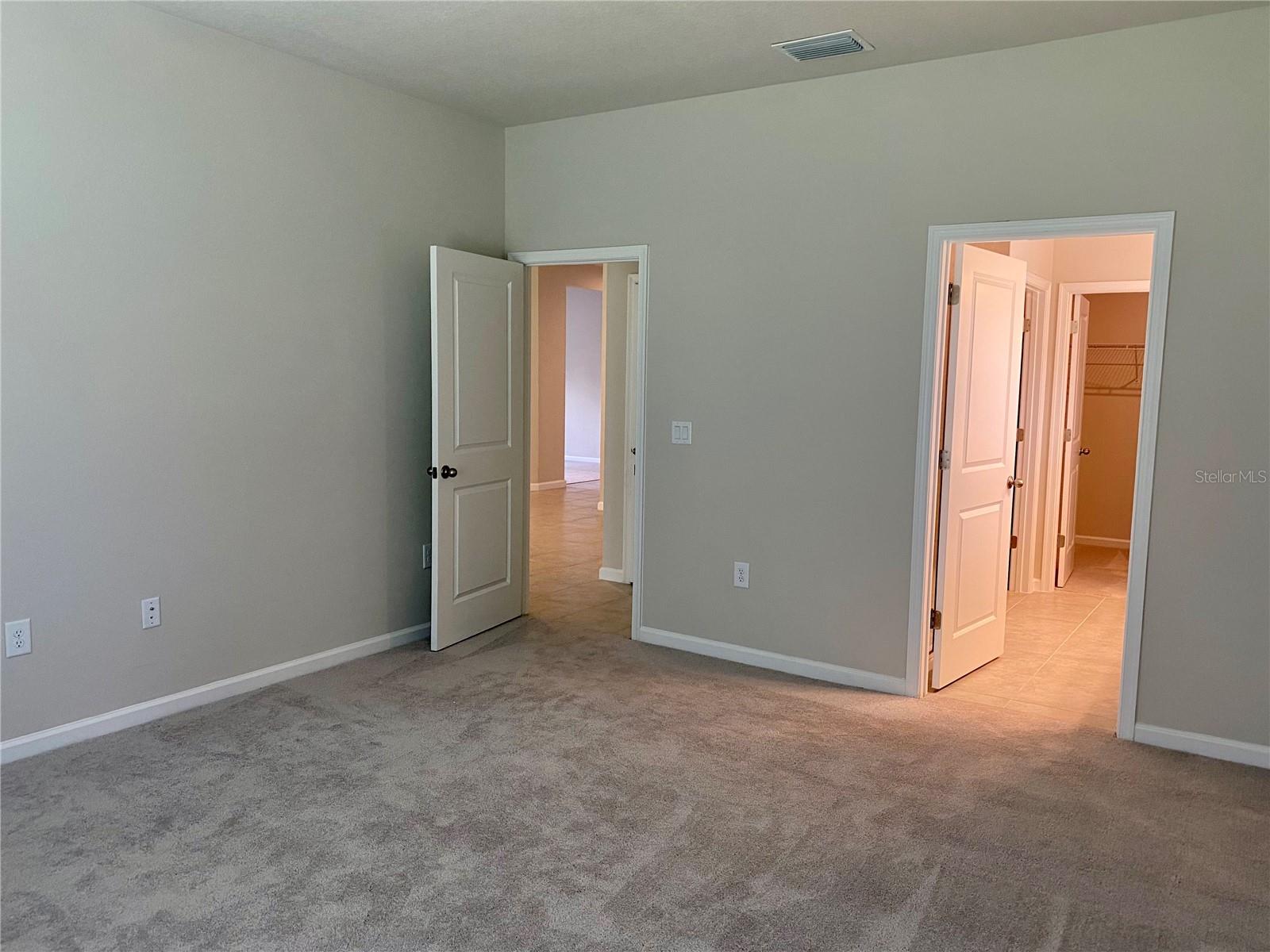 Image 15 of 36 For 18236 Hunters Meadow Walk