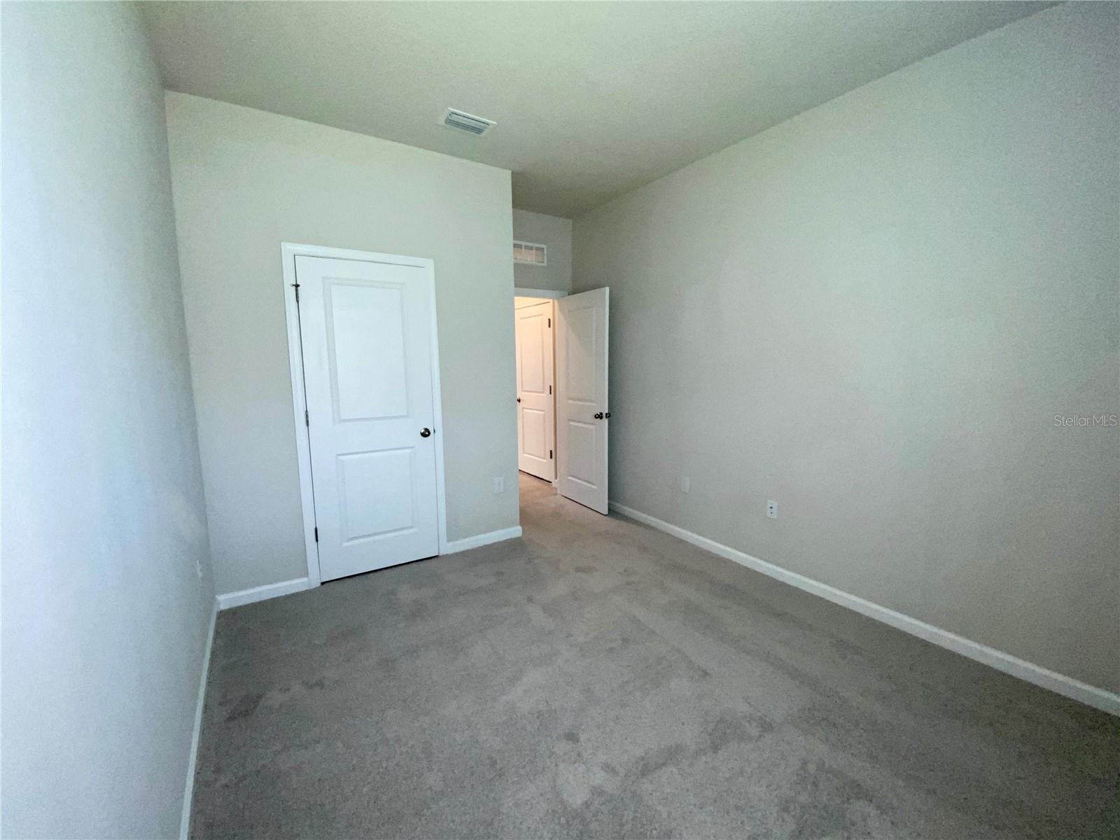 Image 22 of 36 For 18236 Hunters Meadow Walk