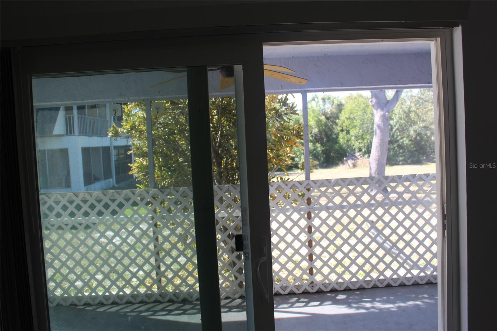 Image 19 of 39 For 3425 Tricon Lane 14