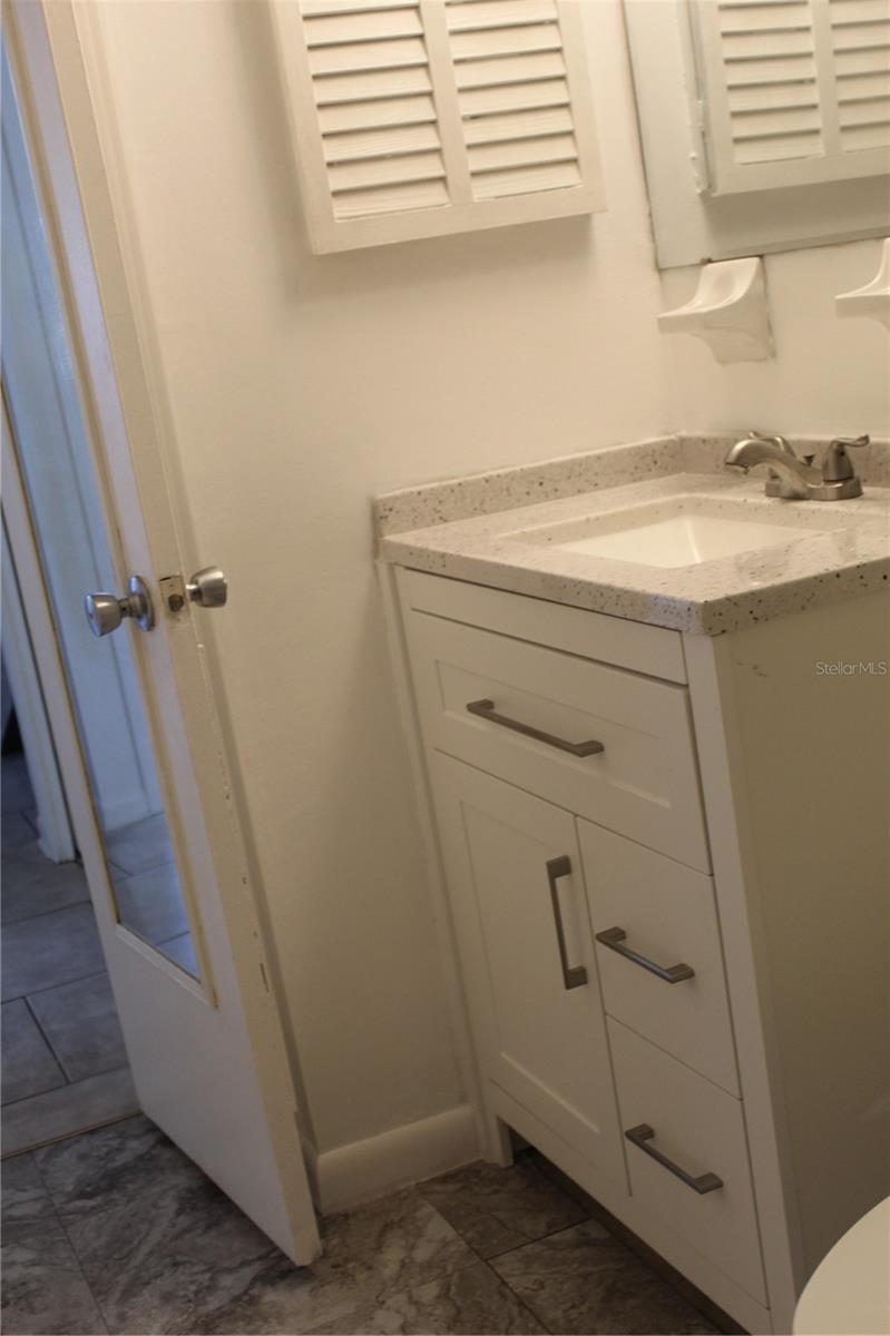 Image 30 of 39 For 3425 Tricon Lane 14