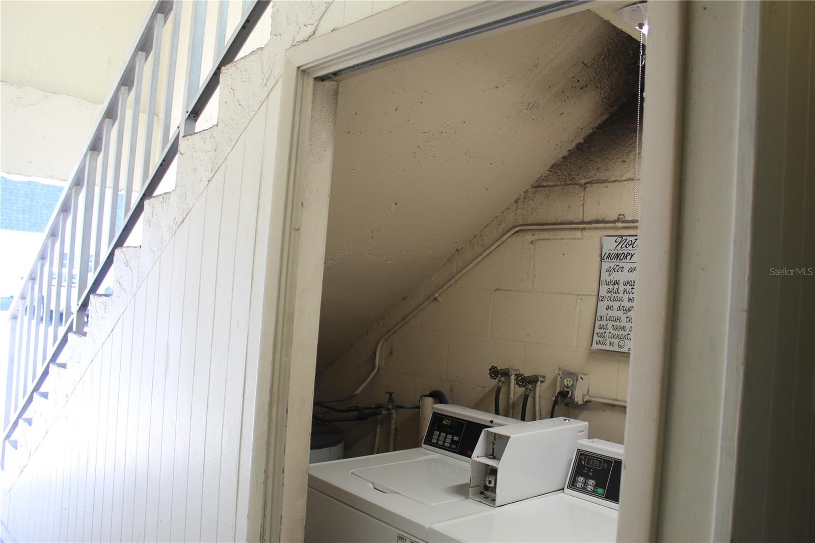 Image 4 of 39 For 3425 Tricon Lane 14