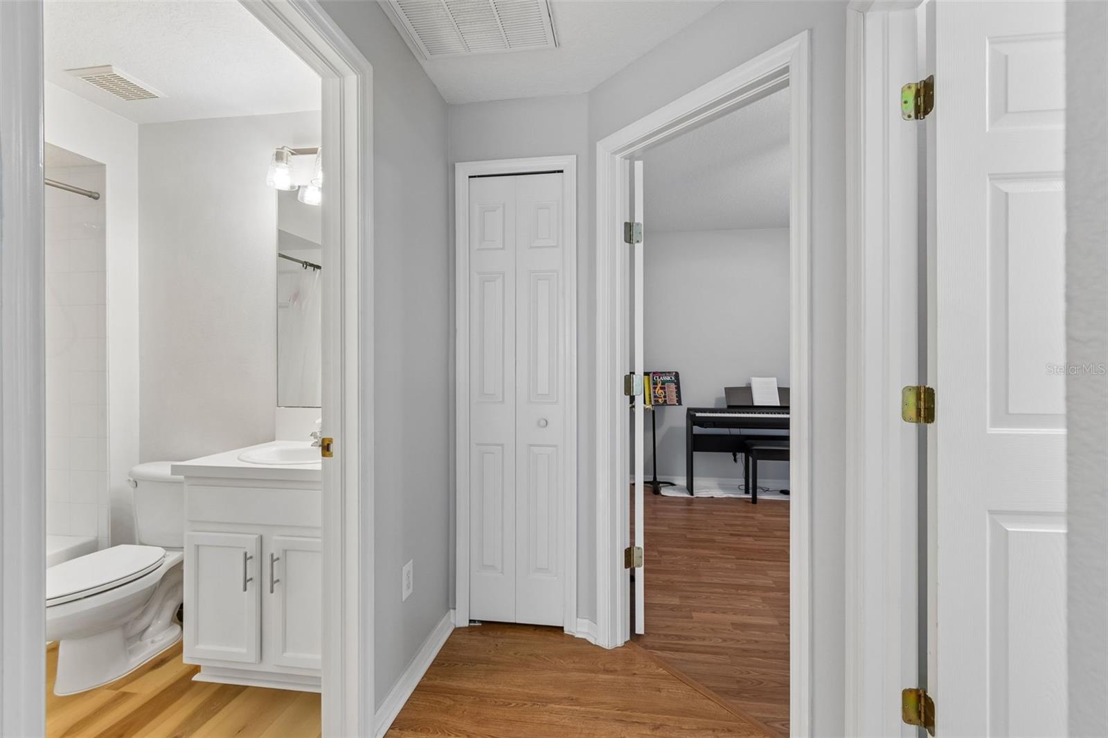 Image 27 of 84 For 3231 Banyan Hill Lane