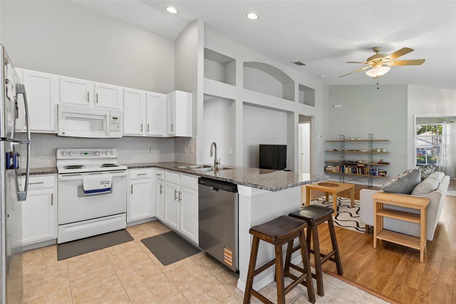 Image 4 of 84 For 3231 Banyan Hill Lane