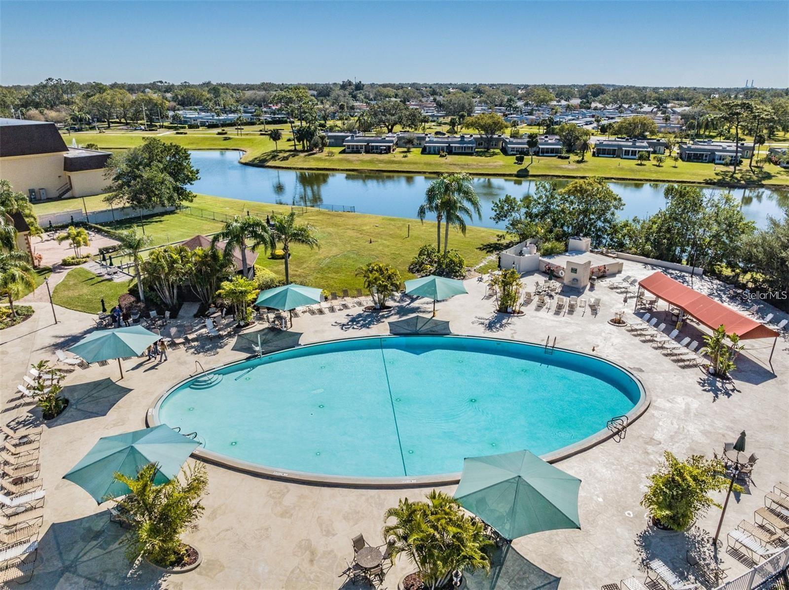 Image 42 of 46 For 214 Gloucester Boulevard