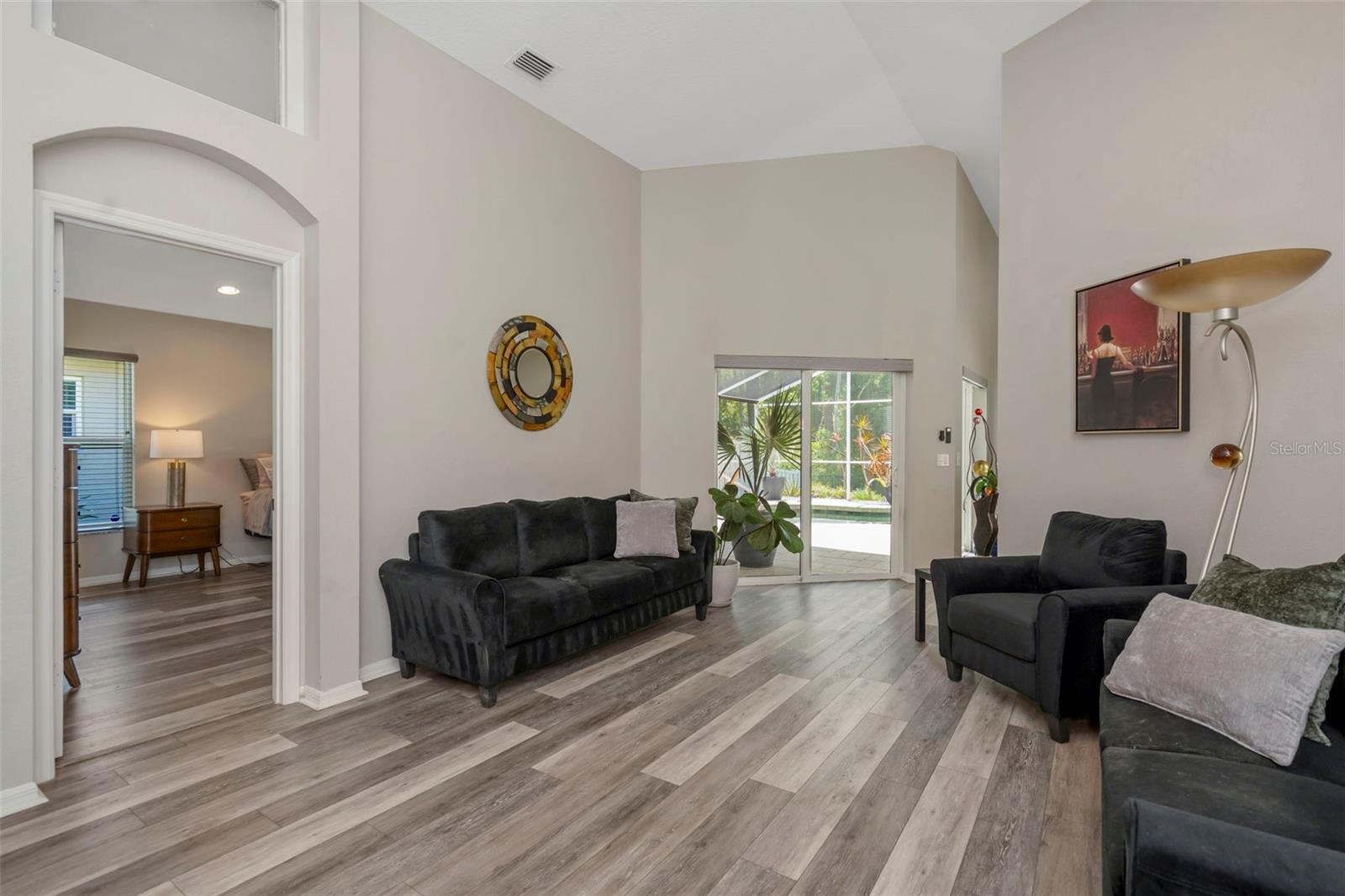 Image 11 of 45 For 14524 Weeping Elm Drive