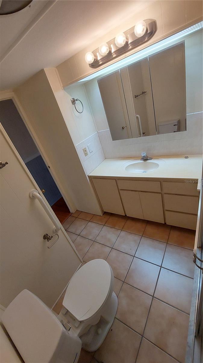 Image 12 of 18 For 2125 Kepner Drive