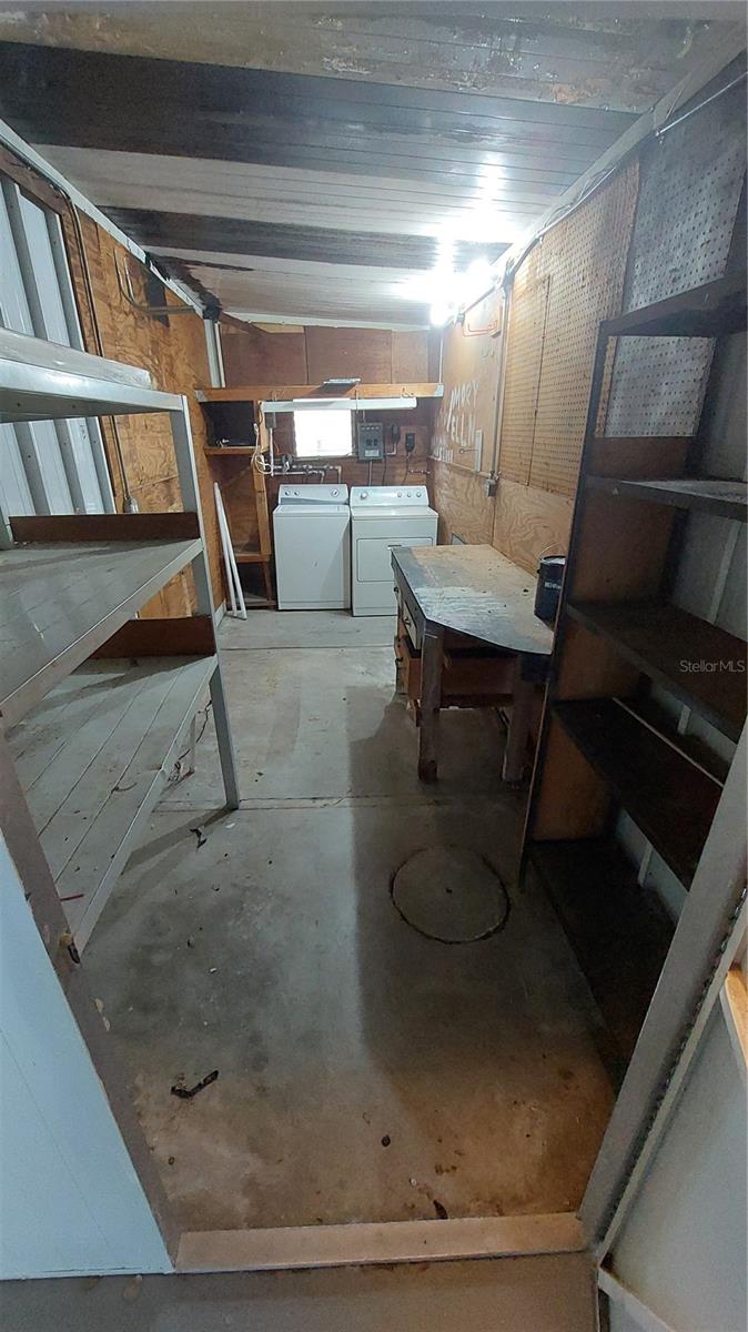 Image 16 of 18 For 2125 Kepner Drive