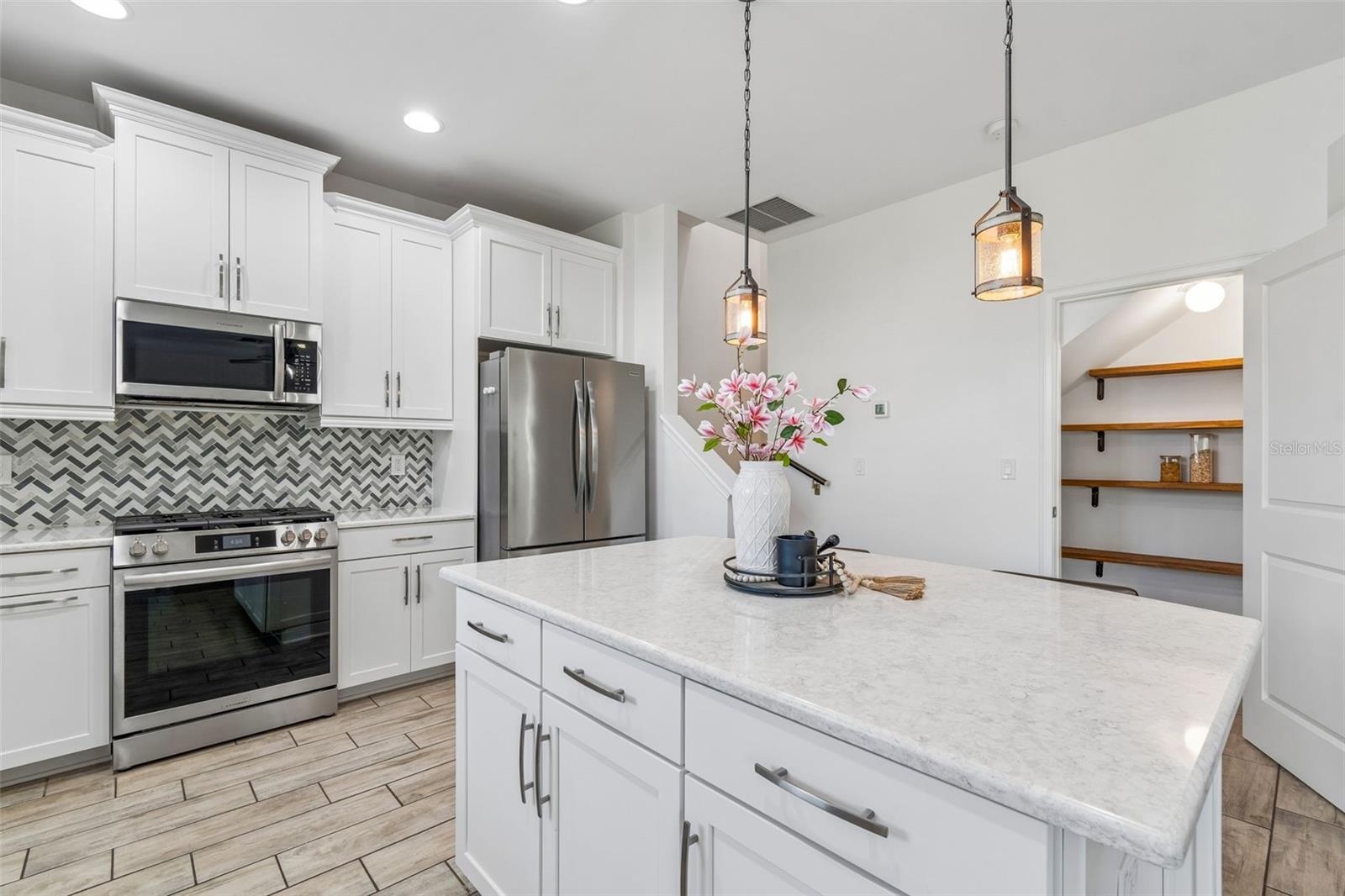 Image 15 of 100 For 4146 Welling Terrace