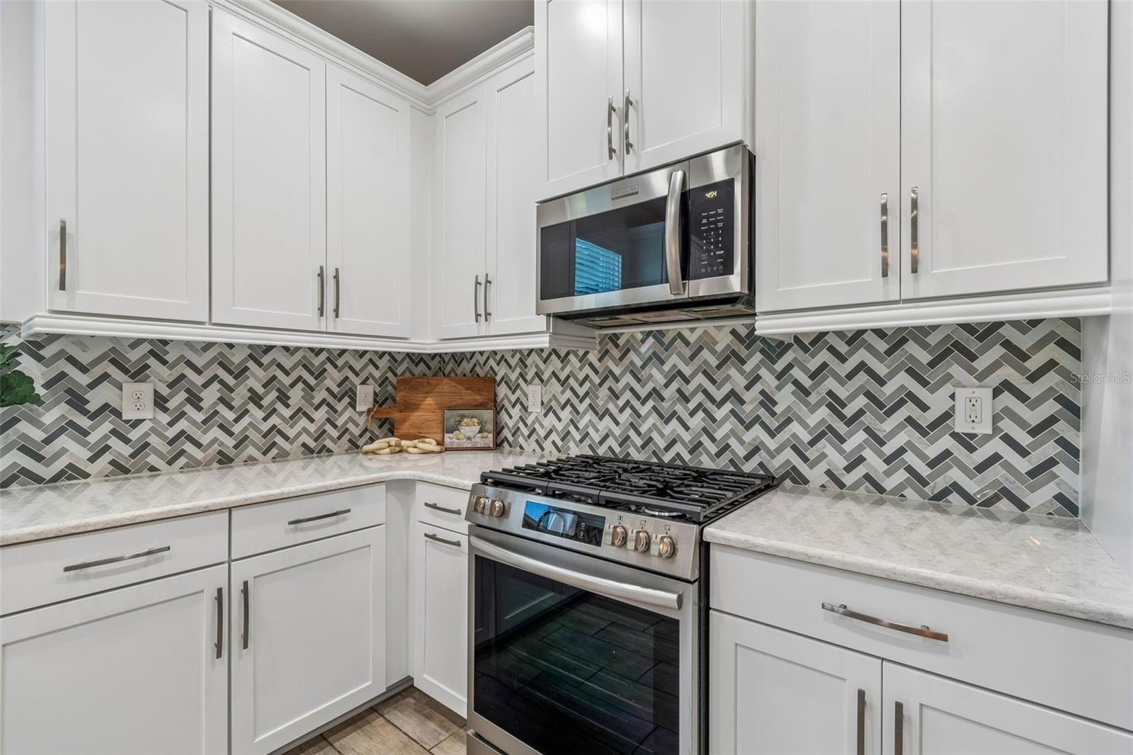 Image 19 of 100 For 4146 Welling Terrace