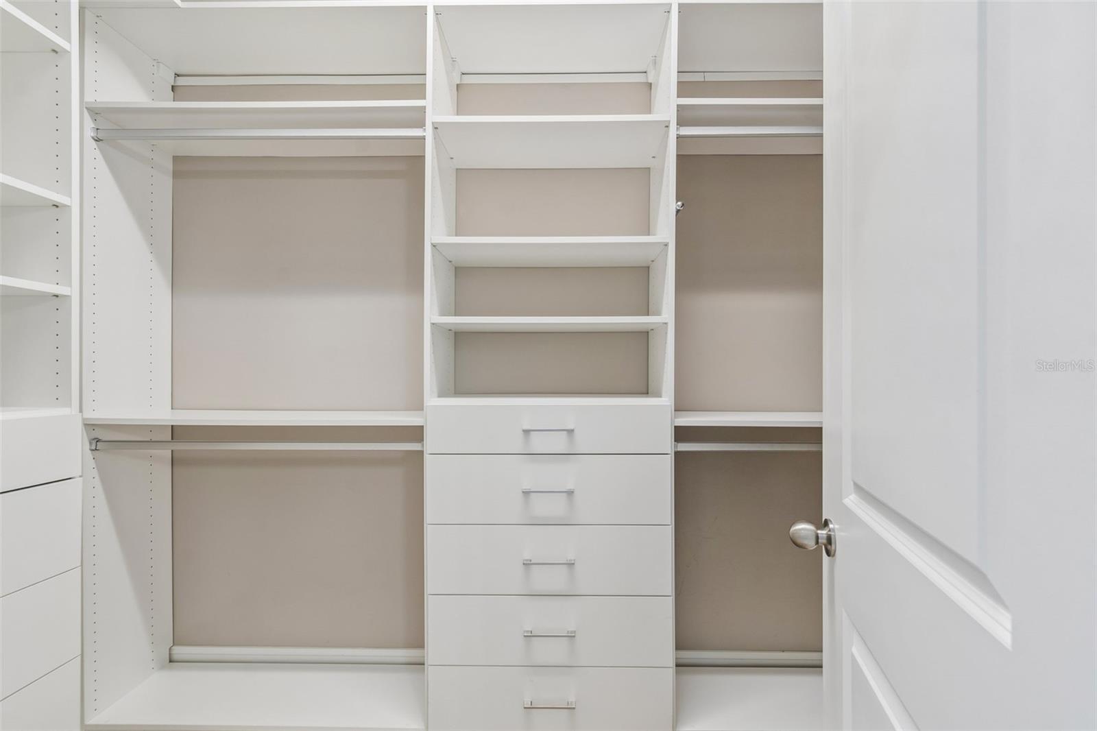 Image 35 of 100 For 4146 Welling Terrace