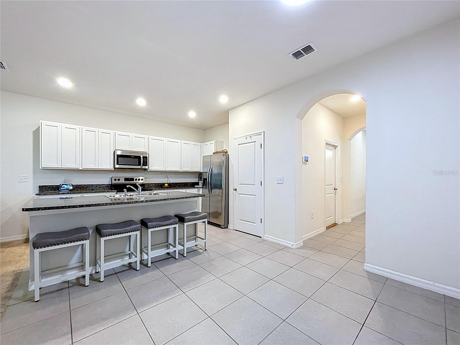 Image 17 of 39 For 3313 Pleasant Willow Court