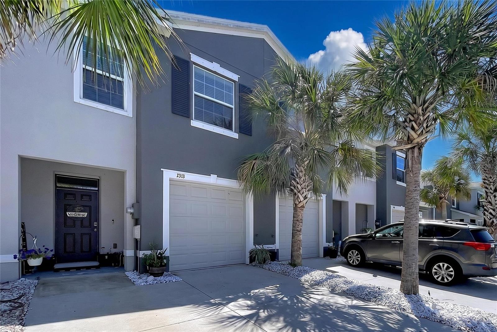 Image 2 of 39 For 3313 Pleasant Willow Court