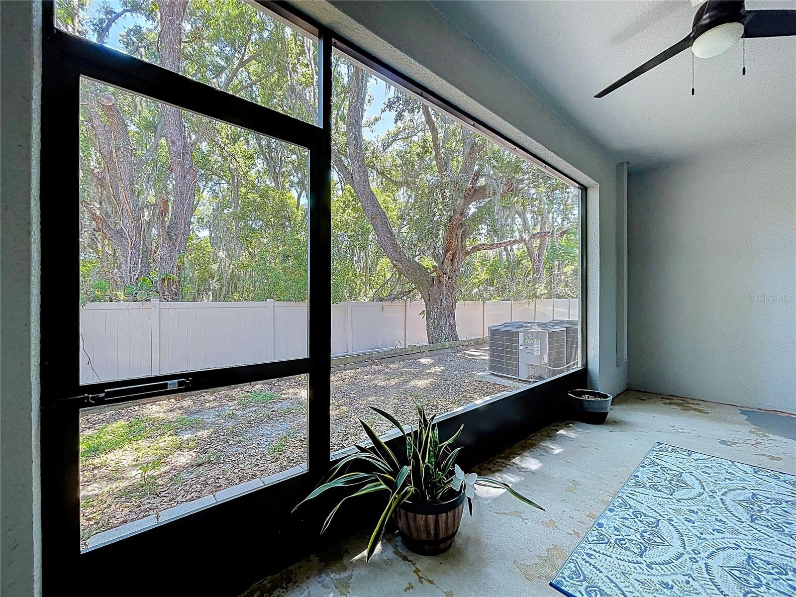 Image 27 of 39 For 3313 Pleasant Willow Court