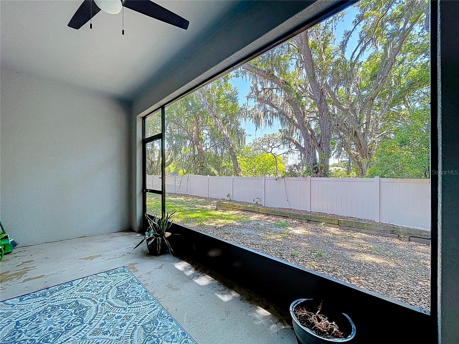 Image 28 of 39 For 3313 Pleasant Willow Court