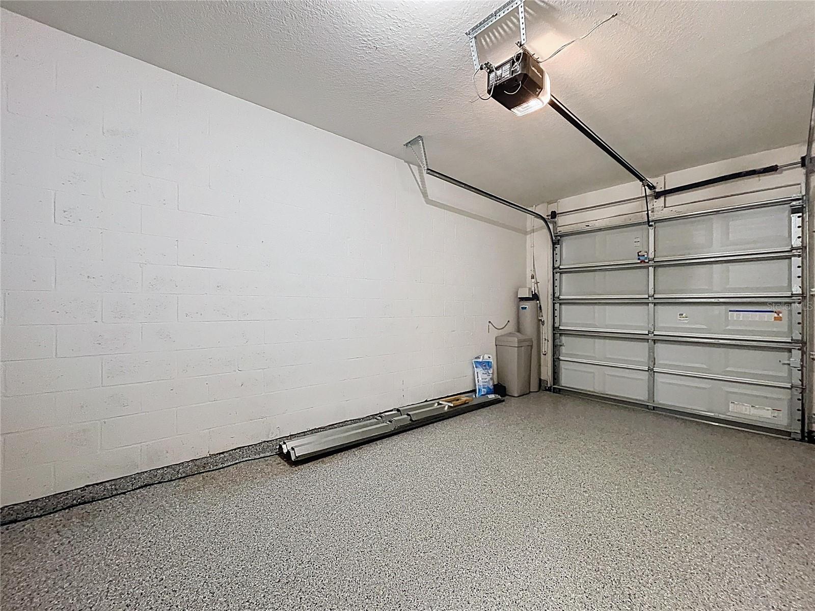 Image 33 of 39 For 3313 Pleasant Willow Court