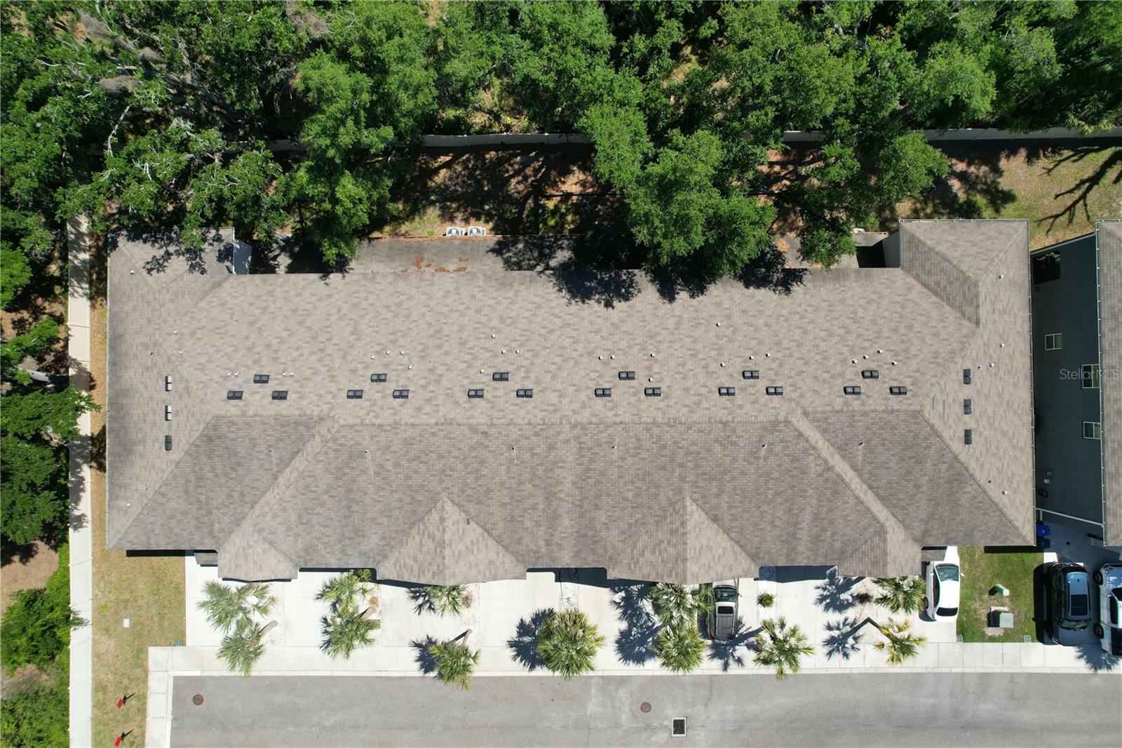 Image 34 of 39 For 3313 Pleasant Willow Court