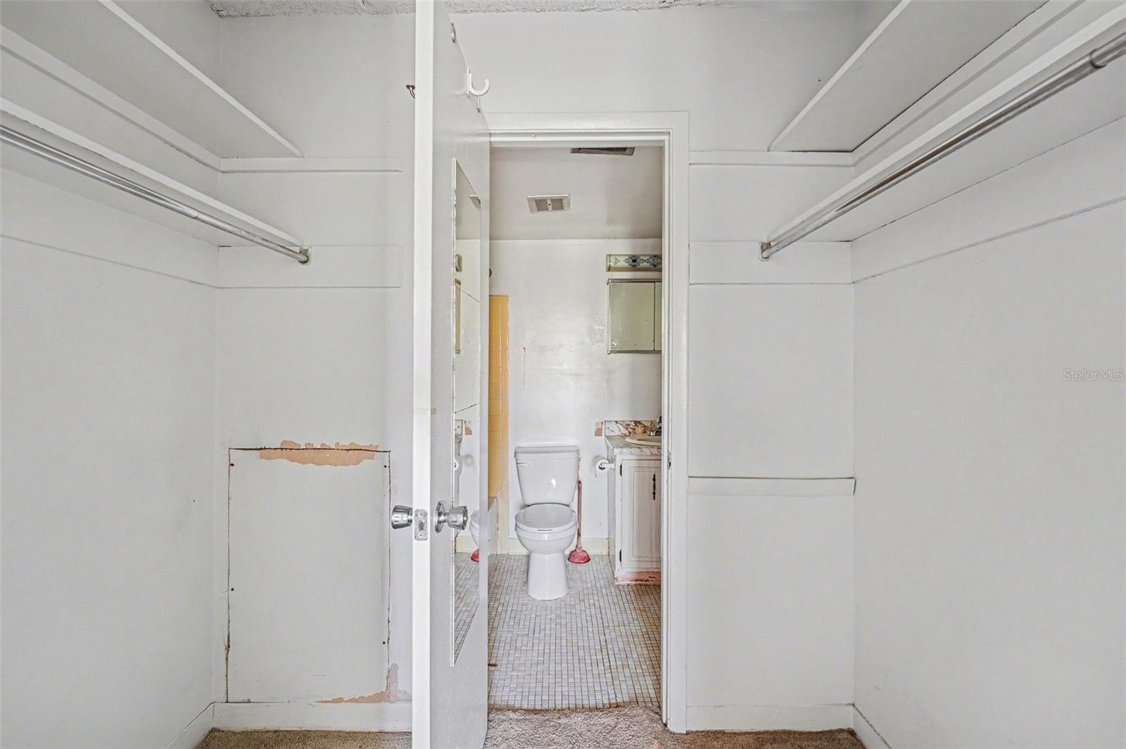 Image 15 of 31 For 3325 Bayshore Boulevard F36