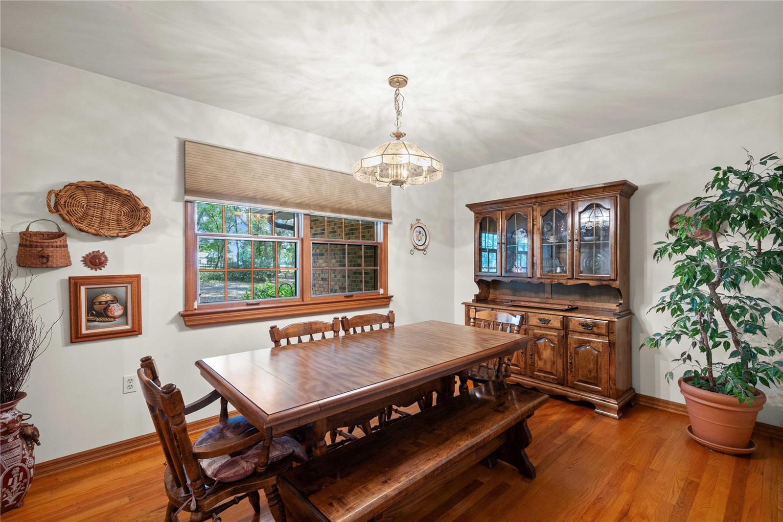 Image 8 of 51 For 35935 Lana Drive