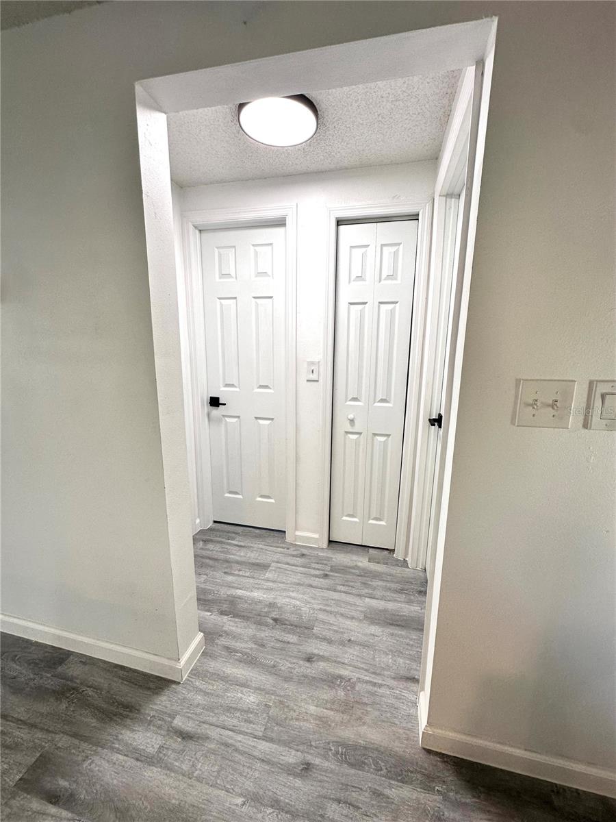 Image 13 of 37 For 4445 Rustic Drive D