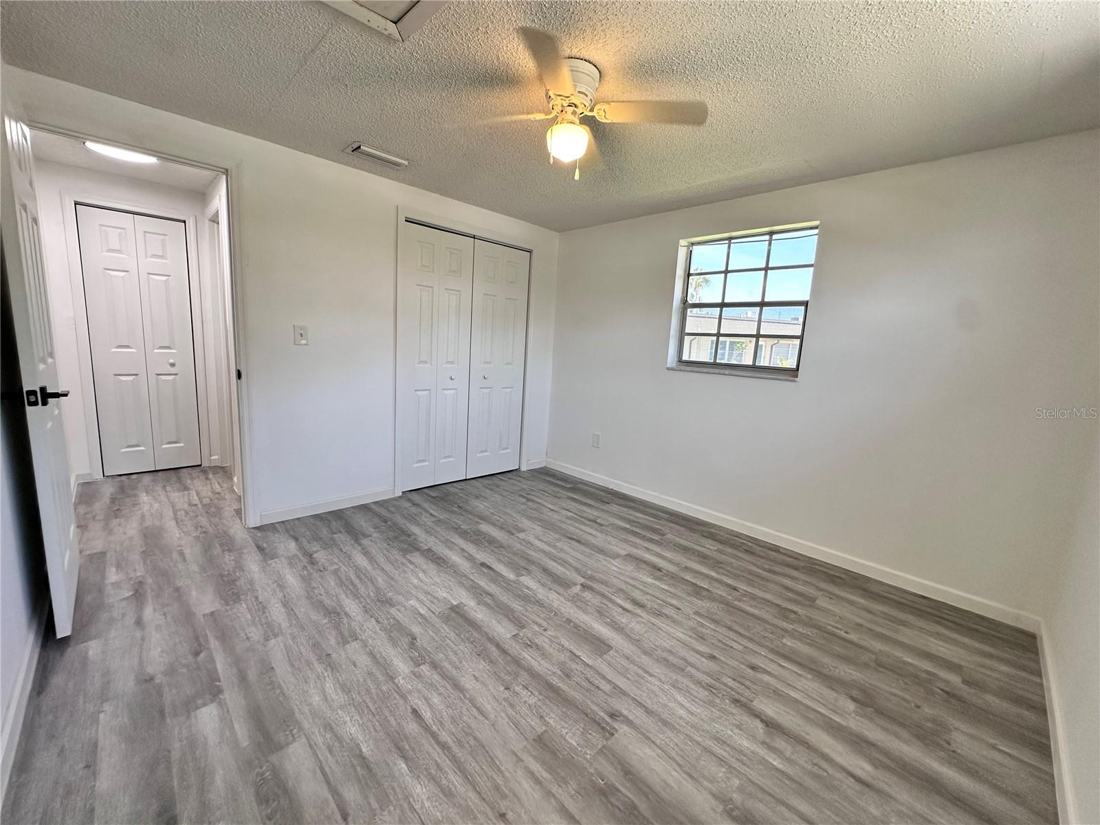 Image 14 of 37 For 4445 Rustic Drive D