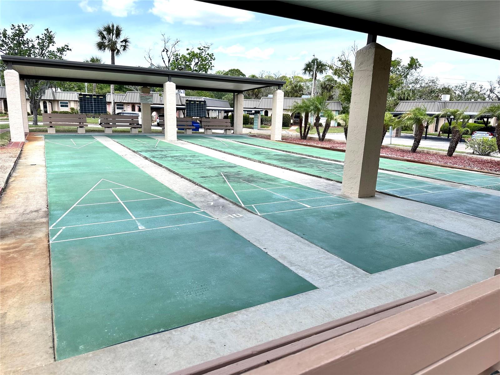 Image 35 of 37 For 4445 Rustic Drive D