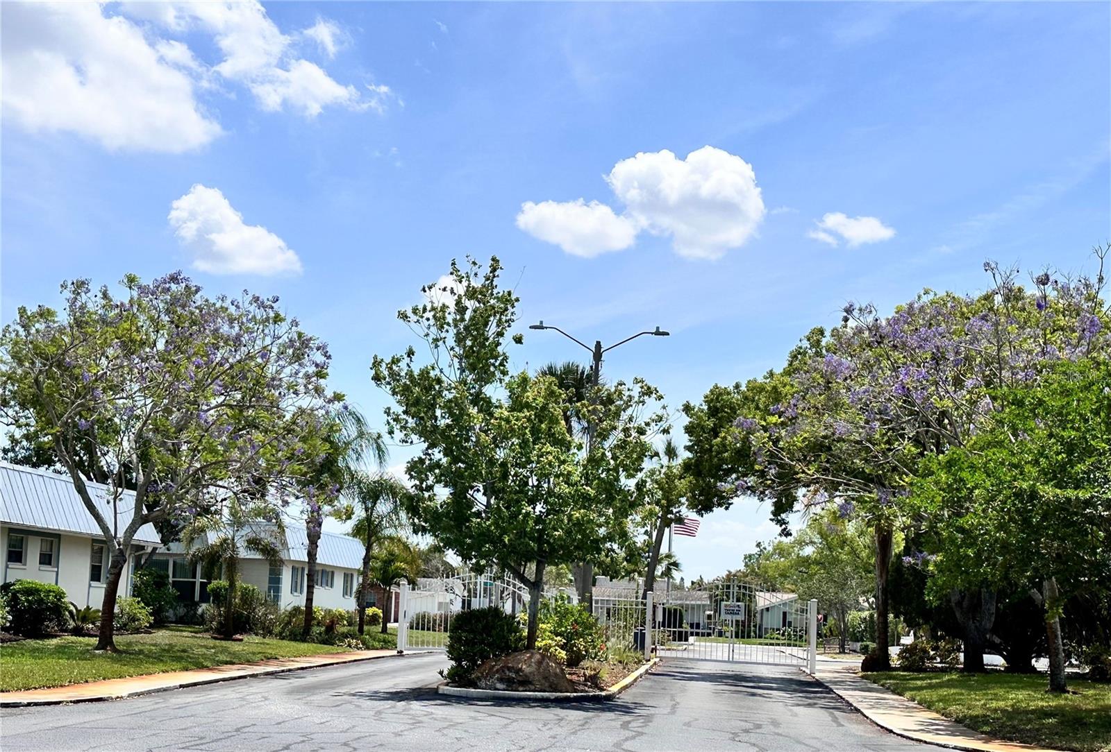 Image 37 of 37 For 4445 Rustic Drive D