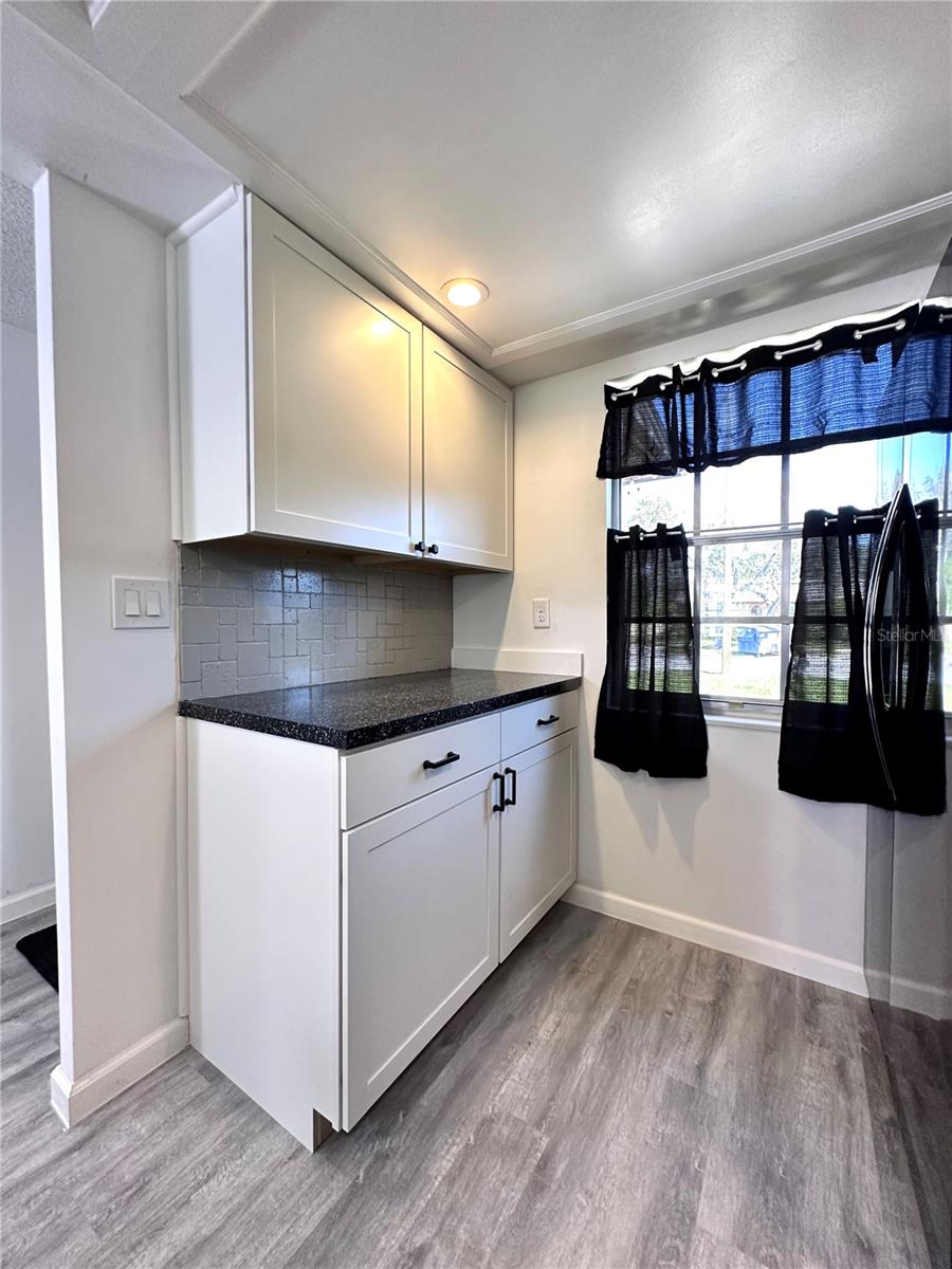 Image 6 of 37 For 4445 Rustic Drive D