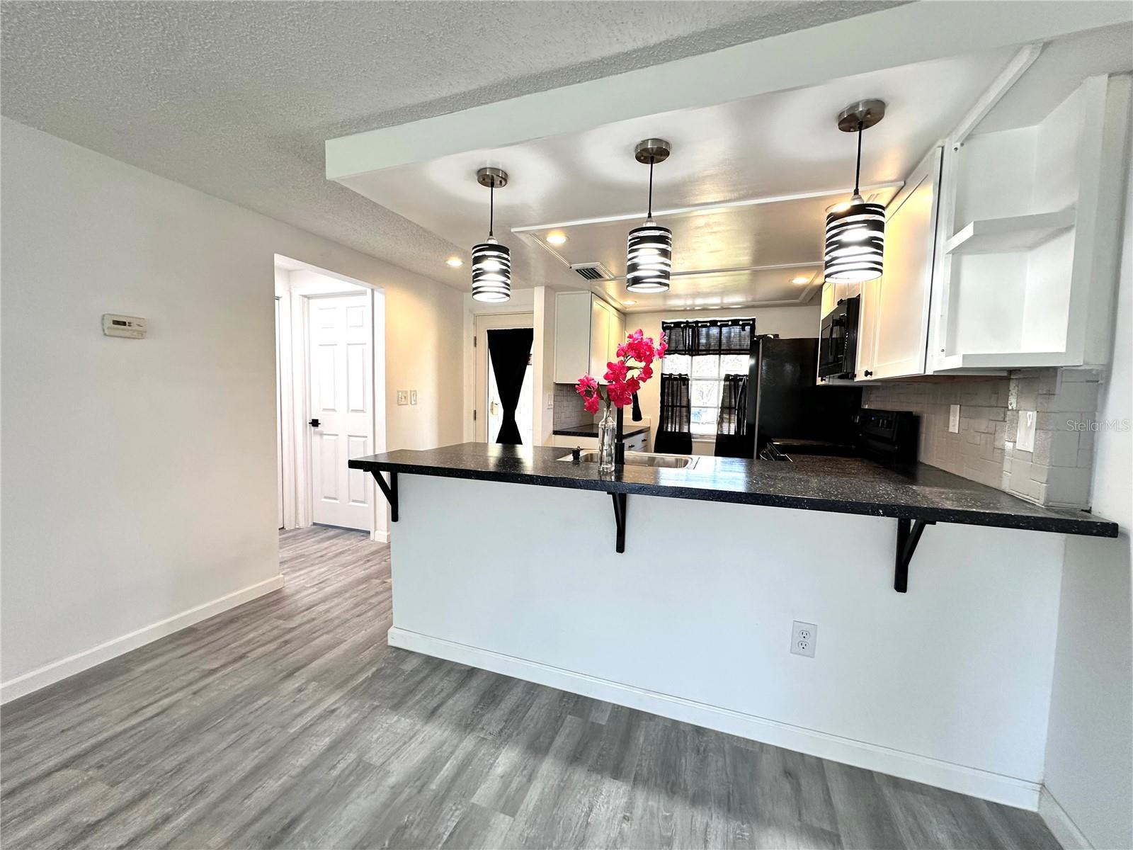 Image 9 of 37 For 4445 Rustic Drive D