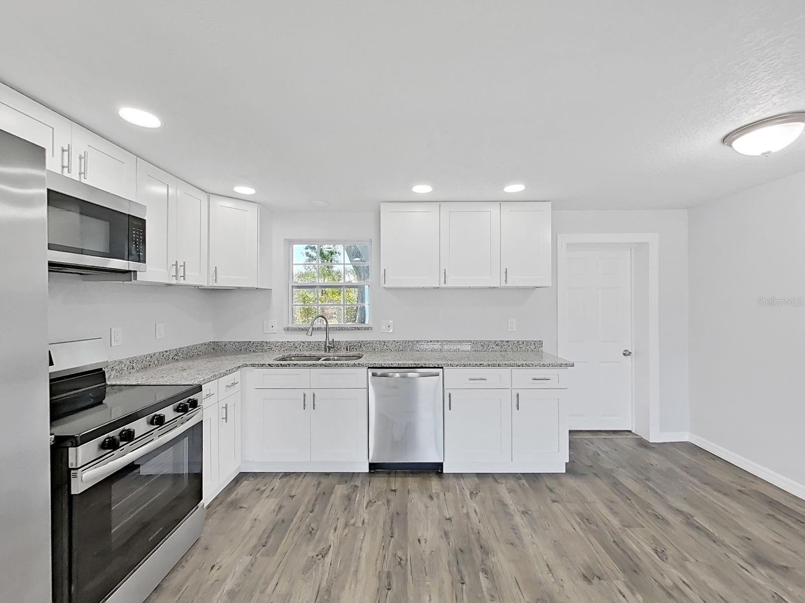 Image 12 of 32 For 4710 Taray Lane